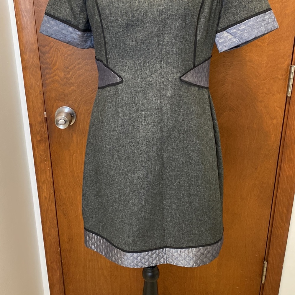 Bcbgeneration Dress Size Medium - image 3